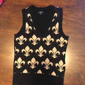 Small express sweater vest